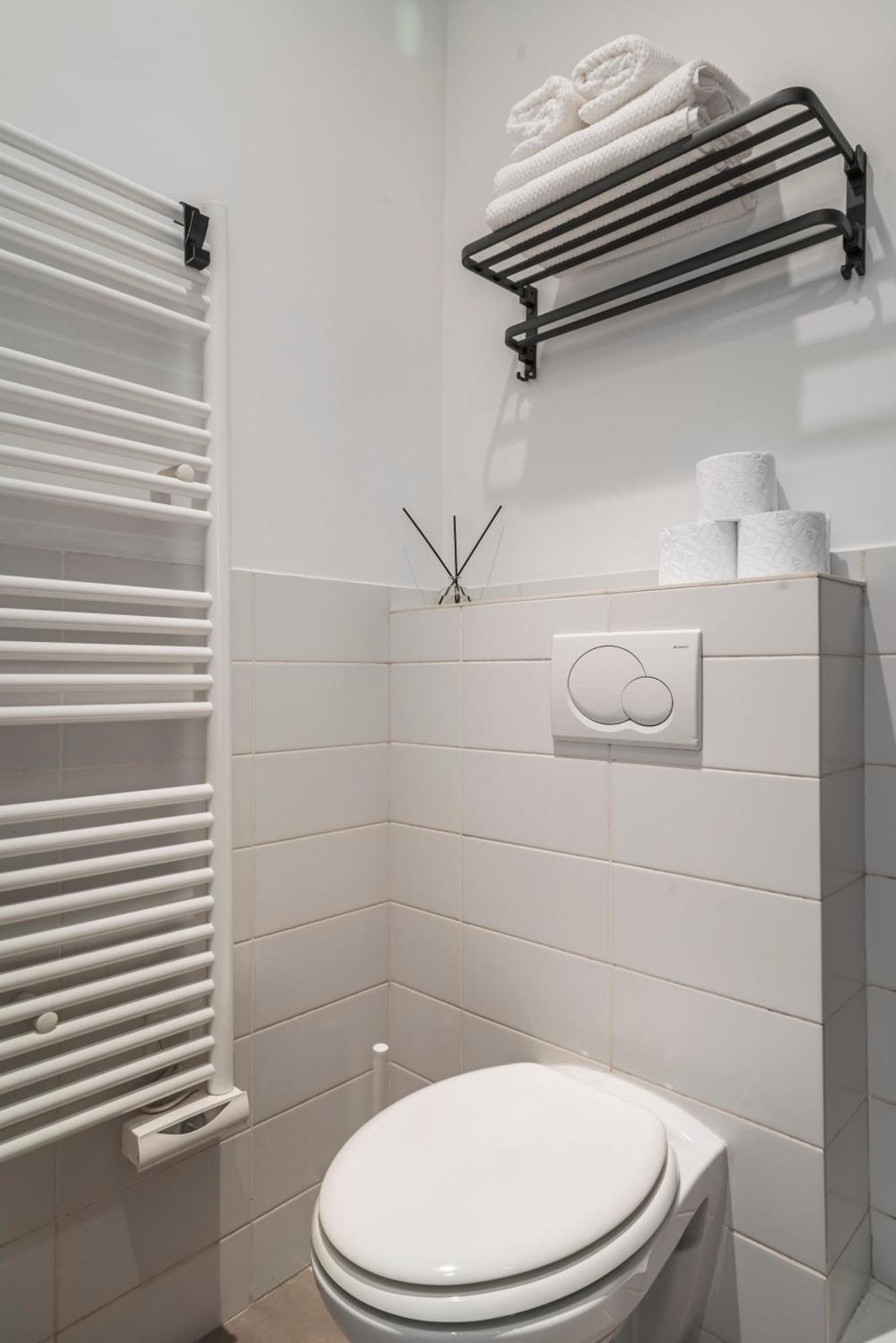 Apart Merryland Paris Chatelet Exterior foto